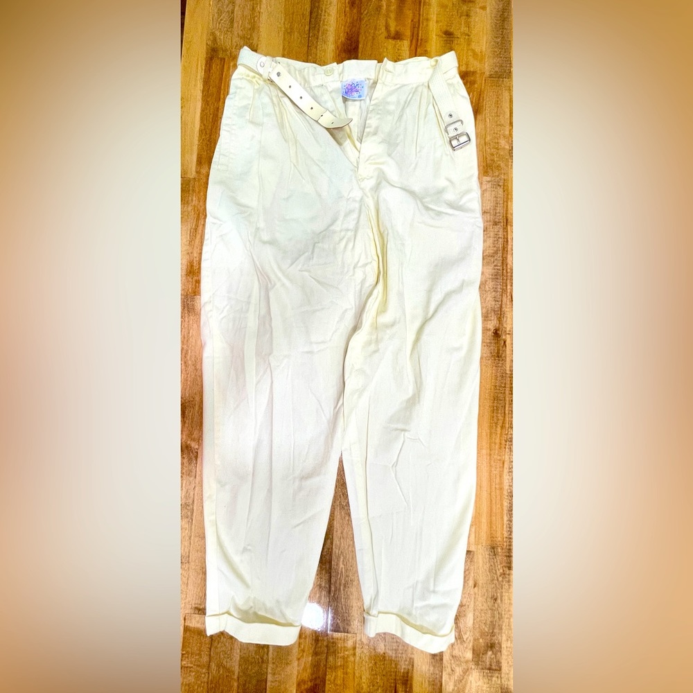 Que Pasa by Chryssa 80’s sport pants size 13 in yellow.